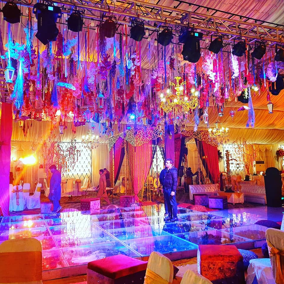 Elegant event table setting