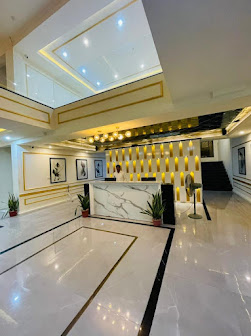 Primecastle hotel reception lobby